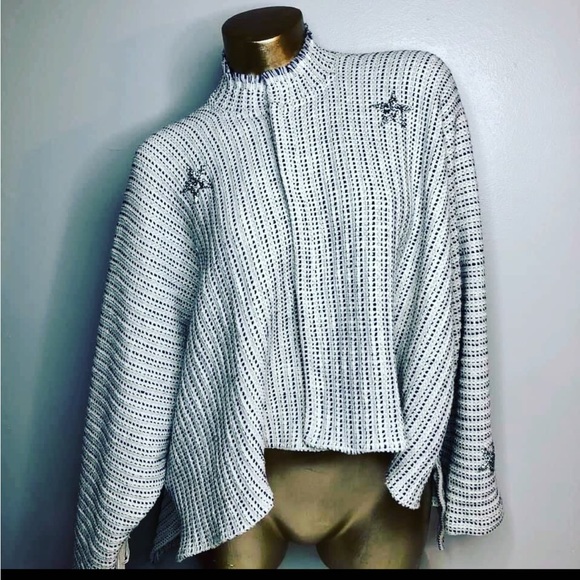 Lucia’s Sarto White and navy fringe sweater jacket with silver rhinestone stars - Picture 3 of 13